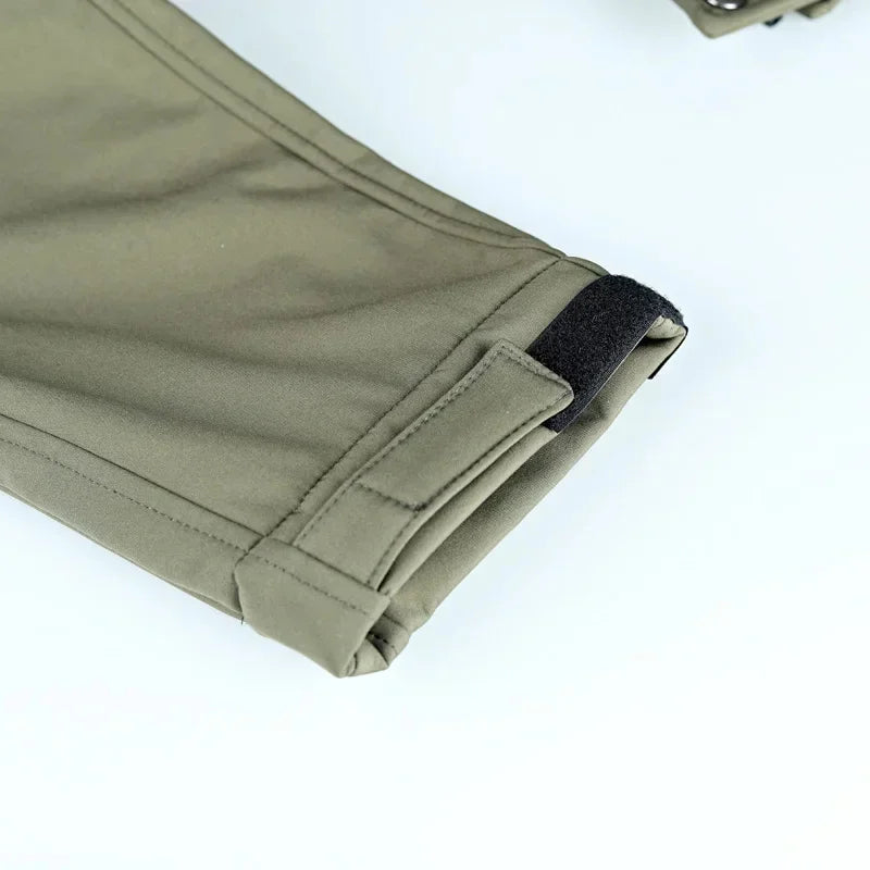 Ensemble tactique imperméable en peau de requin pour homme : veste de combat épaisse en polaire + pantalon cargo chaud coupe-vent (2 pièces).