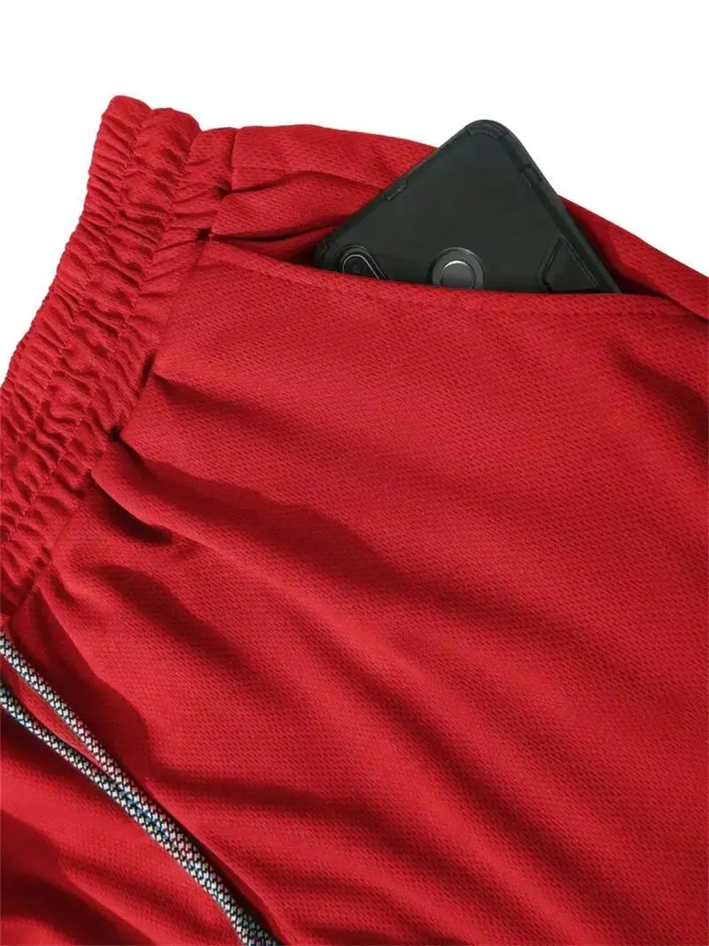 Ensemble deux pièces pour homme UFC : t-shirt et short ( choix du modèle )