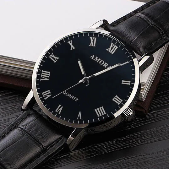 Montre homme élégante et décontractée à quartz, bracelet en acier, argentée, style masculin.